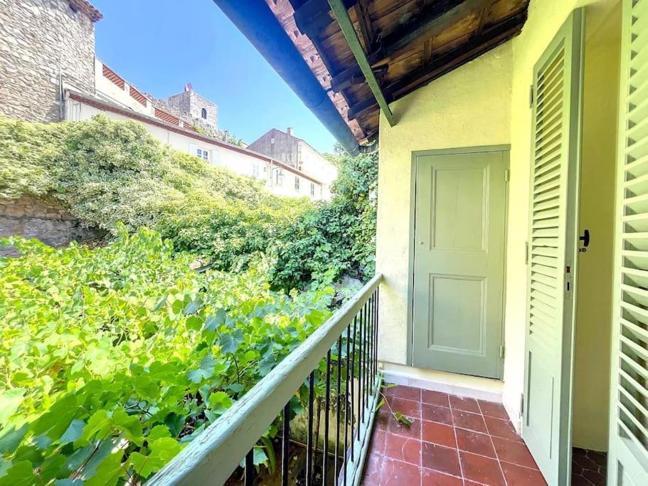 Location In Cannes! Just Renovated! Appartement *